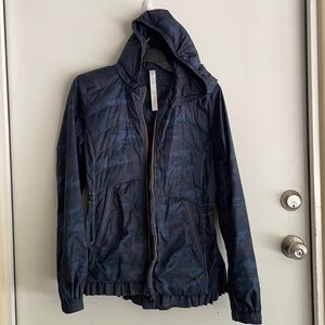 COPY - Lululemon light jacket